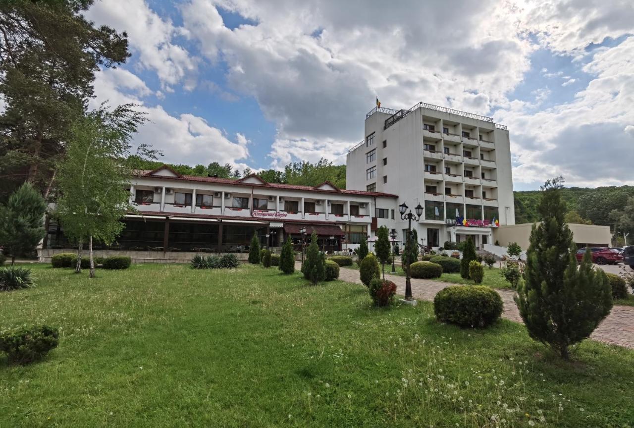 Hotel Spa Cazino Monteoru Sarata-Monteoru Exterior photo